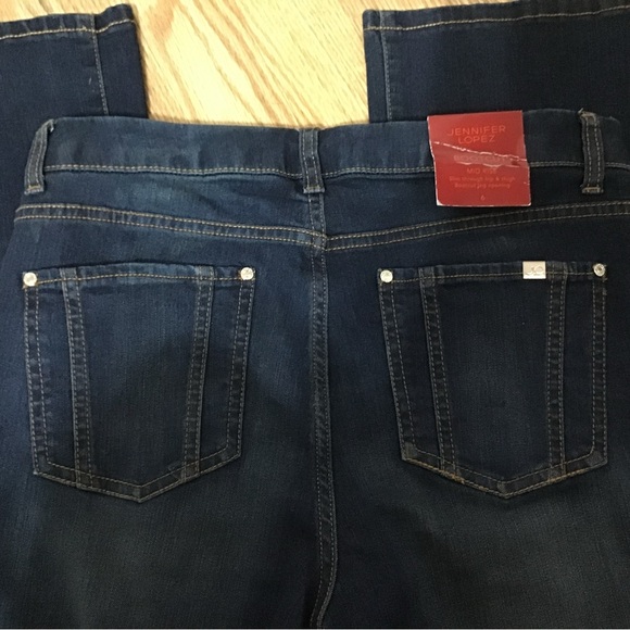 Jennifer Lopez - Picture 5 of 7